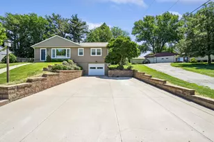1211 7th St, Orion, IL 61273 - Photo 3