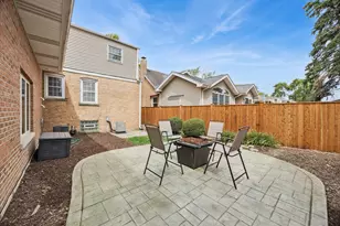 9819 S Millard Ave, Evergreen Park, IL 60805 - Photo 25