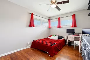 1104 New Haven Ave, Aurora, IL 60506 - Photo 9