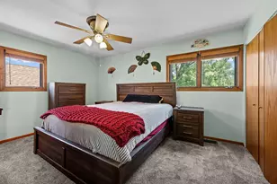 2238 Elmira Ave, Des Plaines, IL 60018 - Photo 17