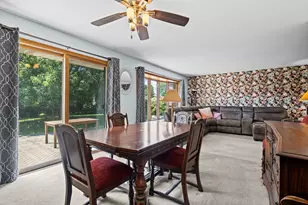2238 Elmira Ave, Des Plaines, IL 60018 - Photo 9
