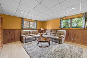 2238 Elmira Ave, Des Plaines, IL 60018 - Photo 21