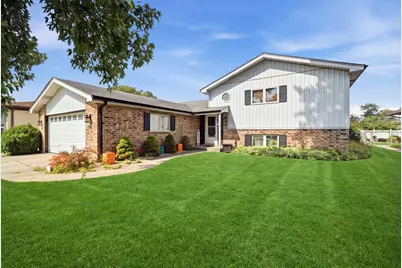 2238 Elmira Avenue, Des Plaines, IL 60018 - Photo 1