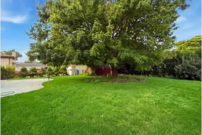 2238 Elmira Avenue, Des Plaines, IL 60018 - Photo 5