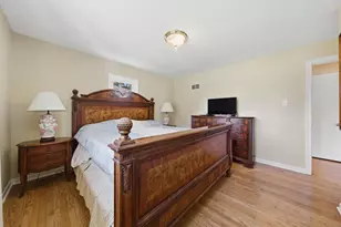 34456 W Lake Shore Dr, Round Lake, IL 60073 - Photo 15