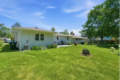 34456 W Lake Shore Drive, Round Lake, IL 60073 - Photo 25