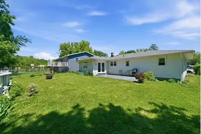 34456 W Lake Shore Drive, Round Lake, IL 60073 - Photo 23