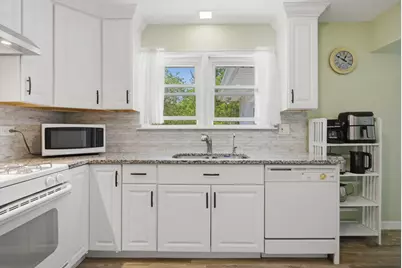 34456 W Lake Shore Drive, Round Lake, IL 60073 - Photo 9