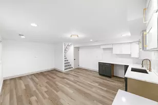 940 W 116th Pl, Chicago, IL 60643 - Photo 9