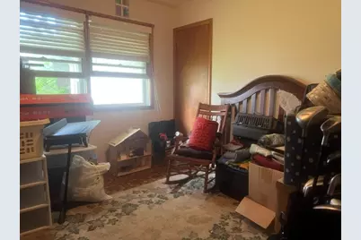 807 E Illinois Street, Freeport, IL 61032 - Photo 7
