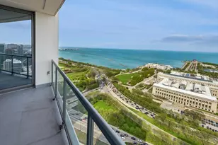 1235 S Prairie Ave, Chicago, IL 60605 - Photo 9