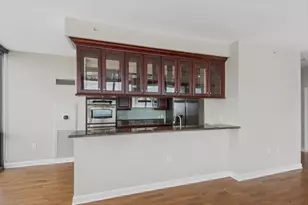 1235 S Prairie Ave, Chicago, IL 60605 - Photo 5