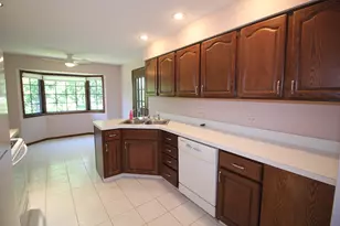 7762 W Arquilla Dr, Palos Heights, IL 60463 - Photo 7