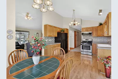 68 Oregon Trail, Coal City, IL 60416 - Photo 13