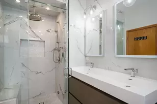 1649 W Ontario St, Chicago, IL 60622 - Photo 19