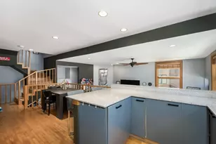 1649 W Ontario St, Chicago, IL 60622 - Photo 11