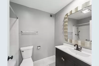 150 Lake Boulevard #112, Buffalo Grove, IL 60089 - Photo 21