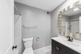 150 Lake Blvd, Buffalo Grove, IL 60089 - Photo 21