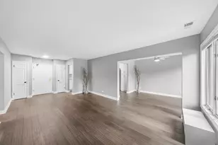 150 Lake Blvd, Buffalo Grove, IL 60089 - Photo 5