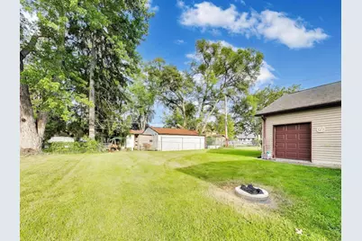2516 Bittersweet Avenue, Holiday Hills, IL 60051 - Photo 25