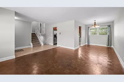515 W Tanglewood Drive, Arlington Heights, IL 60004 - Photo 7