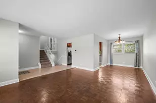 515 W Tanglewood Dr, Arlington Heights, IL 60004 - Photo 7