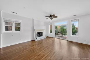 4711 N Malden St, Chicago, IL 60640 - Photo 3