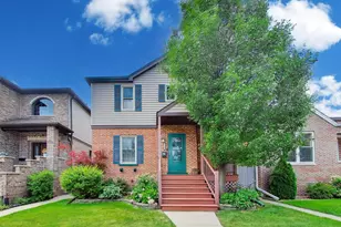 6725 W Albion Ave, Chicago, IL 60631 - Photo 1