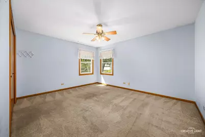 995 Blackhawk Drive, Elgin, IL 60120 - Photo 11