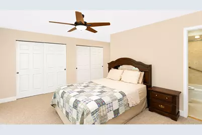 743 Parkview Court, Roselle, IL 60172 - Photo 15