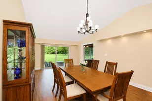 743 Parkview Ct, Roselle, IL 60172 - Photo 5