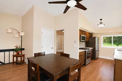 743 Parkview Court, Roselle, IL 60172 - Photo 11