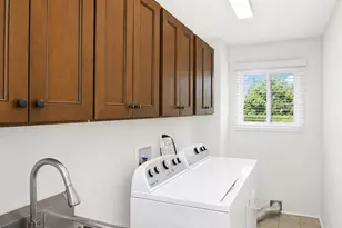 743 Parkview Ct, Roselle, IL 60172 - Photo 25