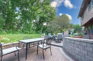 2565 Alta Ct, Lisle, IL 60532 - Photo 25