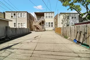 1647 N Austin Ave, Chicago, IL 60639 - Photo 23