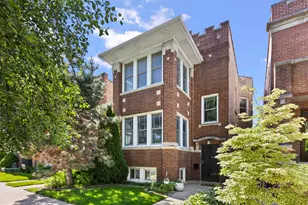 2541 W Argyle St, Chicago, IL 60625 - Photo 1