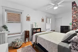 2541 W Argyle St, Chicago, IL 60625 - Photo 13