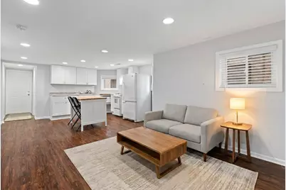 2541 W Argyle Street, Chicago, IL 60625 - Photo 19