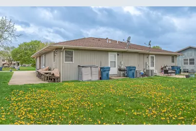 2512 Live Oak Drive, Crest Hill, IL 60403 - Photo 13