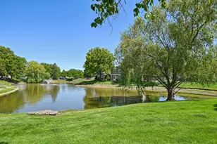 1302 Fall Ct, Wheeling, IL 60090 - Photo 25