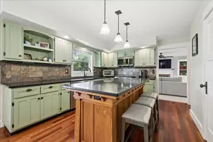 190 Old Forge Rd, Elgin, IL 60123 - Photo 9
