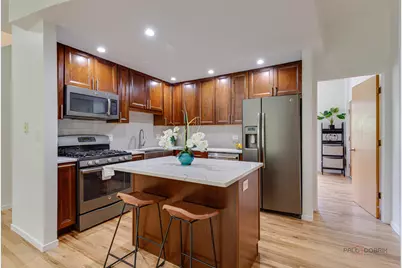 2300 W Bloomingdale Avenue #D, Chicago, IL 60647 - Photo 9