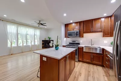 2300 W Bloomingdale Avenue #D, Chicago, IL 60647 - Photo 11