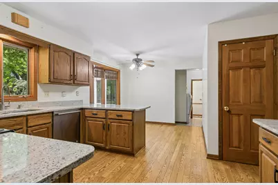 730 Yorktown Drive, Algonquin, IL 60102 - Photo 5