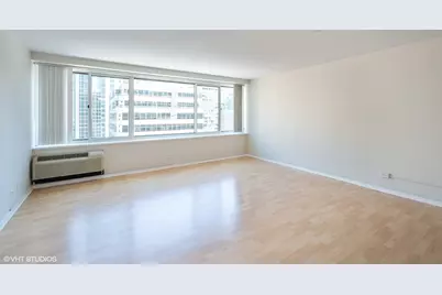 211 E Ohio Street #2207, Chicago, IL 60611 - Photo 7