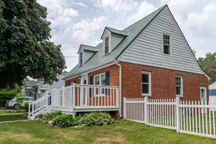 206 N Mulberry St, Mount Morris, IL 61054 - Photo 3