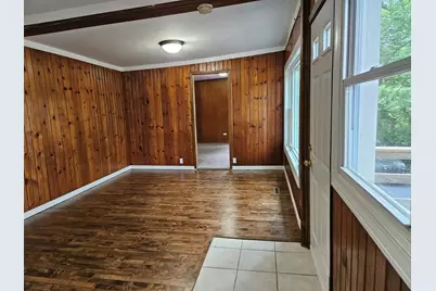 16 Riverview Street, North Aurora, IL 60542 - Photo 5