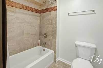 319 E Camden Lane, Round Lake Beach, IL 60073 - Photo 37