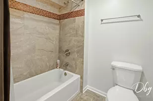 319 E Camden Ln, Round Lake Beach, IL 60073 - Photo 37
