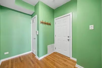 1904 N Drake Avenue #1A, Chicago, IL 60647 - Photo 3